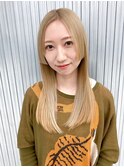 ▽□□▽ウルフカット×ブロンドベージュ