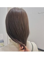 デイジー(Daisy)&nbsp;ワンカラーで作る柔らかベージュカラー