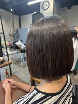 フィール ヘアー(feel hair) ミニボブ