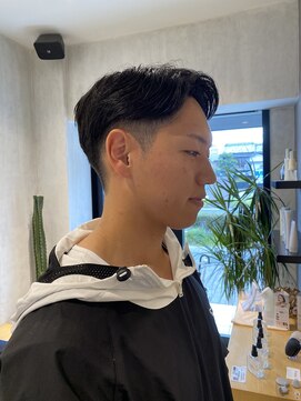 クリアーオブヘアー 覚王山店(CLEAR of hair) スッキリセンターパート