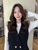 マインバイアフロートギンザ(MYNE by AFLOAT GINZA)&nbsp;韓国風巻き／2wayバング／くびれヘア【銀座】