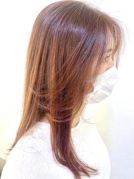 ゴウトゥデイシェアサロン 町田店(GO TODAY SHAiRE SALON) 韓国風サイドバンクとオレンジカラー