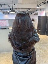 メリー オオサカ(Merly Osaka)&nbsp;黒髪に合うレイヤーカット