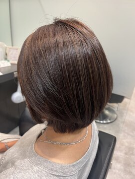 アヴァンス アリオ鳳店(AVANCE) 白髪ぼかしハイライト