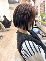 ルーナヘアー(LUNA hair)&nbsp;アンブレラカラー ブリーチ ミニボブ インナーカラー 10代20代