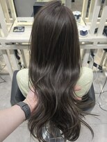 ディーエックス スリー(Dxxxx III)&nbsp;地毛風透明感カラー ブリーチなしオリーブグレージュTOMOKI