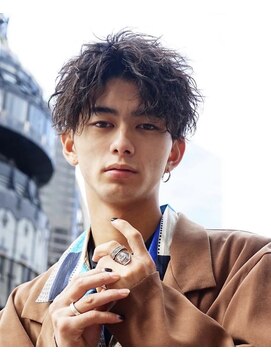 アストラ(ASTRA) MEN’S HAIR/波巻きツイストスパイラル/リバースセンターパート