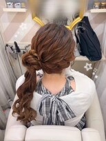 秋葉原コットン ヘアセット専門店 くるみちゃんサイドポニー