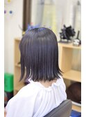 切りっぱなし風外はねボブ