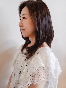 トップヘアー ガーデンヴィラ 安城(Garden Villa) エレガント女性のウルフレイヤーロングスタイル/アースカラー