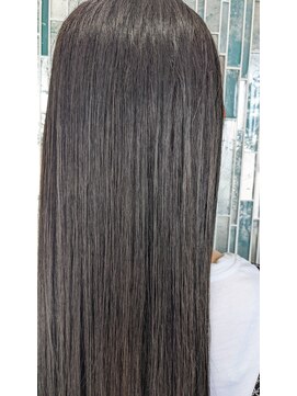 カラーライフ(COLOR LIFE) エメラルド&グレーパールのコラボレーション♪