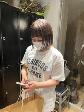 アルカナ 明治神宮前原宿(ARCANA) ミルクティーベージュ グレージュ 切りっぱなしボブ