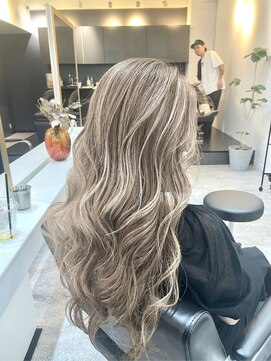 ブレンド 渋谷(BLend) ハイライトカラーマチルダボブインナーグレージュ前髪