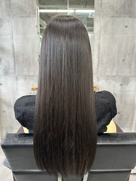 ネウィ 所沢(newi) 落ち着いたスタイル☆グレーアッシュカラー