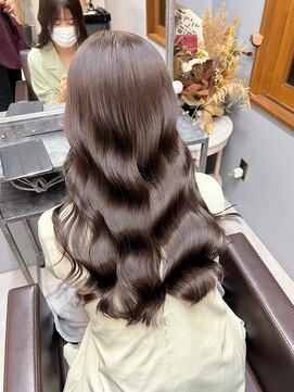 ドロシー 郡山桑野店(Dorothy) イメチェンハッシュカットフルバング似合わせレッドブラウン