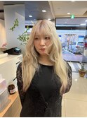 ホワイトベージュ