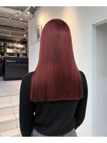 トニーアンドガイ 青山店(TONI & GUY)&nbsp;ラインを残したからっぱなしロング×サラ艶レッドカラー