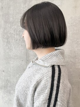 モリオ(morio) ワンレンボブ　ミニボブ　黒髪ショートボブ