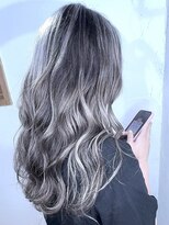 ブレイズヘアー(BLAZEhair)&nbsp;【透明感バツグン】ホワイトバレイヤージュ×ブリーチ２回