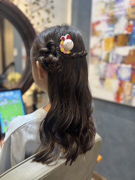 ルプス ヘアーアンドメイク(LUPUS HAIR&MAKE) キッズヘアセット　くるみちゃんヘアー