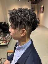 イズ(iss)&nbsp;癖毛の方もパーマで扱いやすく