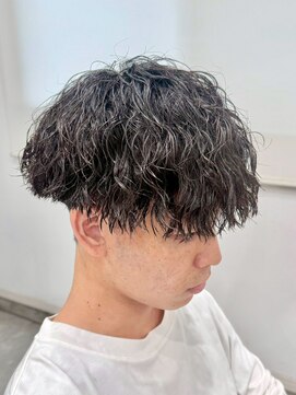 フゥ 宇都宮戸祭(FeU) 宇都宮メンズカットメンズパーマ波巻きスパイラルパーマツイスパ