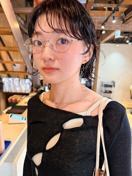 ホビー(HOBBY)の写真/【 HOBBY 】あなたの想いに、そっと寄り添います。一人1人の悩みを丁寧にほどいていく。