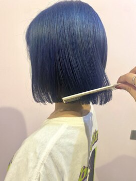 イト(ito) 【 ito ／ 梅田 】人気急上昇×個性派ブルーカラー