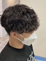 ウーロス(uros.) 【SENA】メンズ波巻きパーマ ツイスパ 刈り上げマッシュ