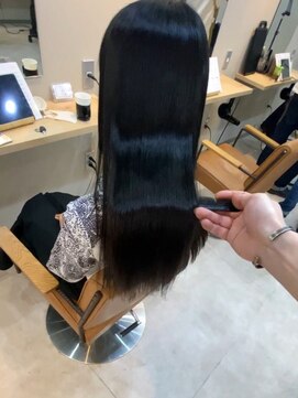 テトテ 三宮店(Tetote) ／ヘルシースタイル／髪質改善／黒髪ストレート／