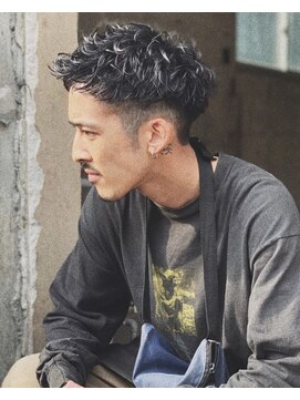 アットラブ バイ ベル(at'LAV by Belle) Belleメンズ　アパレル系男子に人気！刈り上げにパーマスタイル