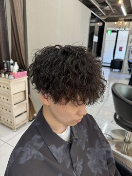 アイズ 海老名(AIZU) ツイストスパイラルパーマ　メンズマッシュパーマスペインカール