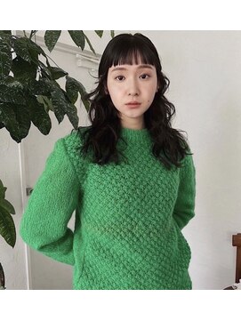 シス(sisu) ロングウェーブスタイル