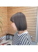 顔まわりカット/ぱつっとボブ/縮毛矯正/オリーブグレージュ