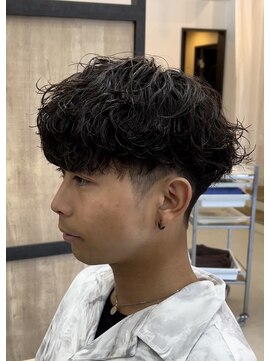 メンズギフト(men's GIFT) 刈り上げツーブロック波巻きスパイラルパーマメンズマッシュ