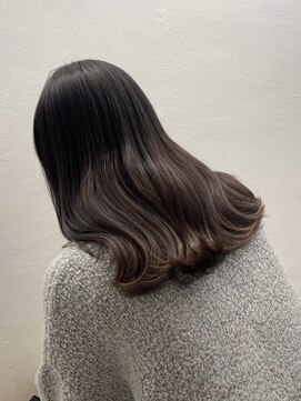 スペシウムバイアンバースデー(spacium by UNBIRTHDAY) 艶感◎ココアブラウンカラー /ヤノ ミユウ