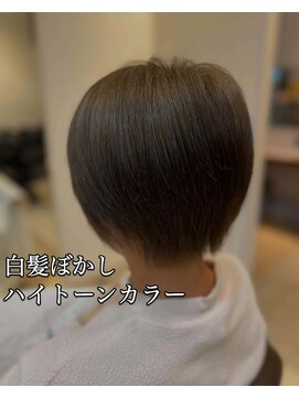 ヴィヴァーチェイルソーレ(VIVACE ilsole) 30代40代50代ショートレイヤーボブ　ラベンダーグレージュ