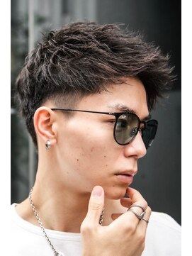 ノア 小山(Noah) ツイストパーマ/波巻きパーマ/メンズカラー/フェード/マッシュ