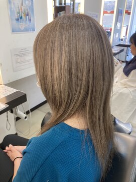 デラメアウープウープ(de.la.mair woop woop) ロングウルフレイヤー