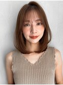 前髪斜めバング似合わせカットエアリーカール美髪愛され艶感