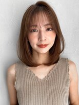アグノス 青山(Agnos)&nbsp;前髪斜めバング似合わせカットエアリーカール美髪愛され艶感