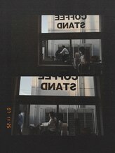 【men's style】「いつもの感じで」と言える場所に、アットホームで気取らない イケてる場所-BRICO-