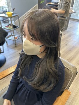 レイヤーカット+オリーブグレージュ+オージュアトリートメント