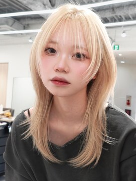 アンアミ シブヤ(Un ami shibuya) 【Unami】レイヤーカット／ハッシュカット/ハイトーンカラー