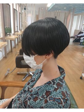 ニージ(Ni-ji) ハンサムショート