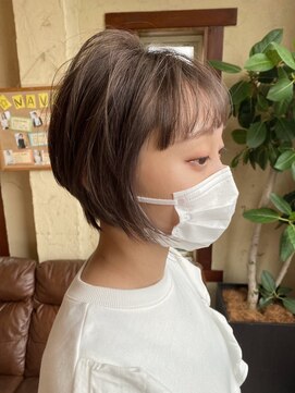 バルス(BLS) グレージュカラーツヤ感前下がり丸みショート【藤枝/髪質改善】