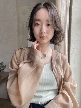 アンガーデン(Une GARDEN) マチルダボブ　大人ヘア　グレーベージュカラー　ボブパーマ