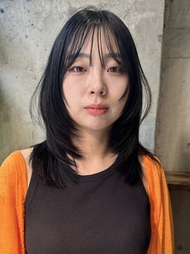 サイン 渋谷(SIGN) 黒髪グレーベージュレイヤーロング前髪パーマ