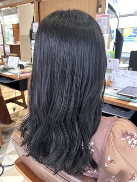 ナッティー バイ ヘッドライト 鎌ヶ谷駅前店(natty by HEADLIGHT) 暗髪艶カラー☆ブルーブラック　ネイビーブルー