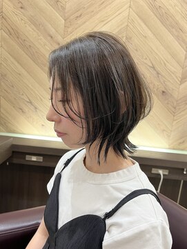 リルーム 伊勢崎店(Re:room) ナチュラルボブレイヤー/秋色/透明感カラー